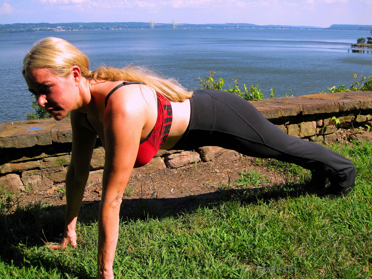 Jolene Planks At Nyack Beach Park In Front Of The Beautiful Vista Of The Manhattan Skyline